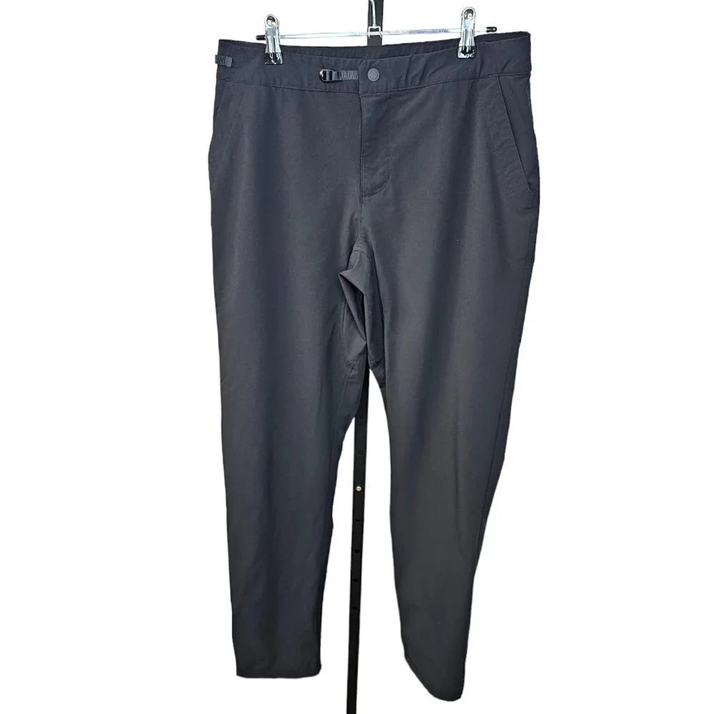 Mountain Hardwear Womens Hiking Pants Gray Charcoal  Size 6